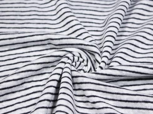 Lněný žerzejový úplet: moderní spojení tradice a inovace v textiliích