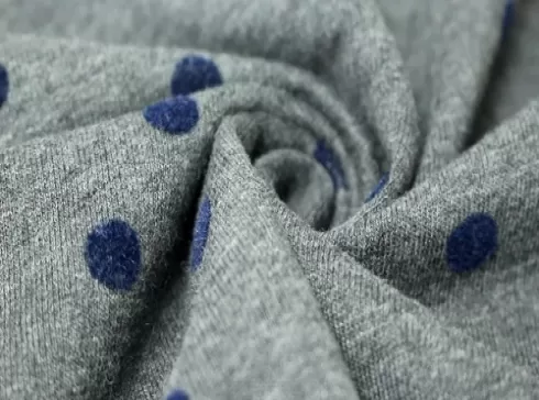 100% bavlněný frotík: Kompletní technický a průmyslový průvodce